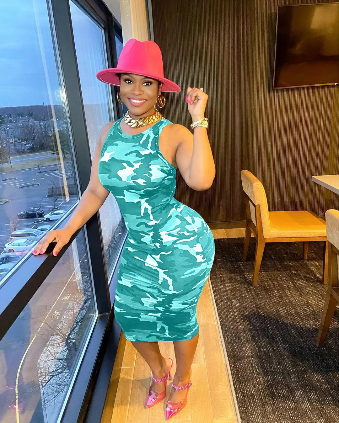 "Stay chic in this sleeveless camouflage summer dress 😍 #bodycon #holidaylook"
