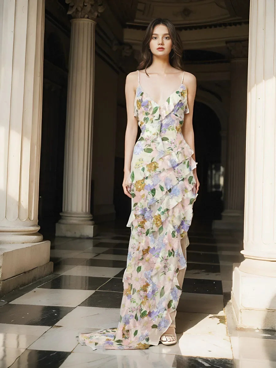 "Get ready to turn heads in this stylish Floral Print Maxi Dress! Perfect for beach days or club nights #FashionForward #MaxiDress"
